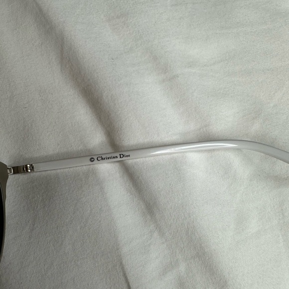 Stylish DIOR Silver Aviator Sunglasses main image 7